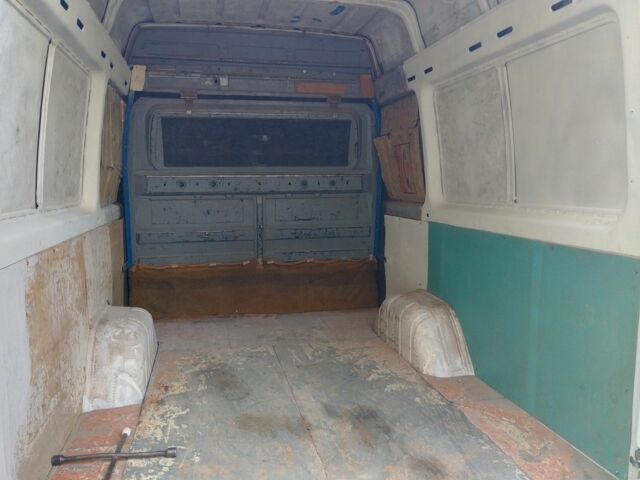 Белый Фольксваген ЛТ, объемом двигателя 2.5 л и пробегом 712 тыс. км за 4700 $, фото 12 на Automoto.ua