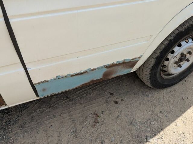 Білий Фольксваген ЛТ, об'ємом двигуна 2.5 л та пробігом 490 тис. км за 3299 $, фото 14 на Automoto.ua