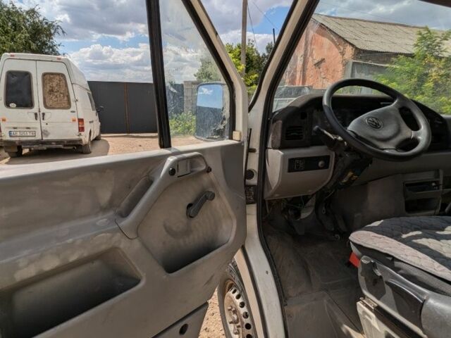 Білий Фольксваген ЛТ, об'ємом двигуна 2.5 л та пробігом 490 тис. км за 3299 $, фото 16 на Automoto.ua