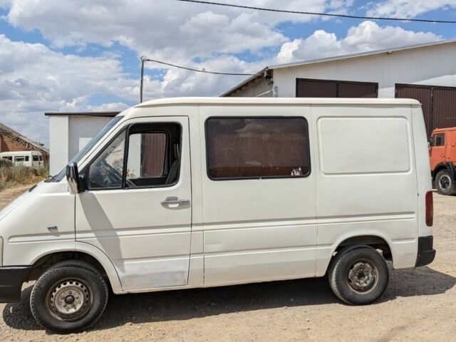 Білий Фольксваген ЛТ, об'ємом двигуна 2.5 л та пробігом 490 тис. км за 3299 $, фото 3 на Automoto.ua