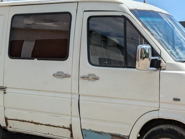 Білий Фольксваген ЛТ, об'ємом двигуна 2.5 л та пробігом 490 тис. км за 3299 $, фото 6 на Automoto.ua