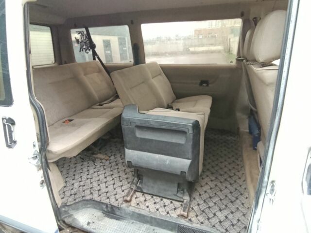 Белый Фольксваген ЛТ, объемом двигателя 2.4 л и пробегом 440 тыс. км за 2900 $, фото 4 на Automoto.ua