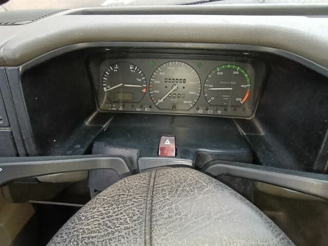 Белый Фольксваген ЛТ, объемом двигателя 2.4 л и пробегом 440 тыс. км за 2900 $, фото 7 на Automoto.ua