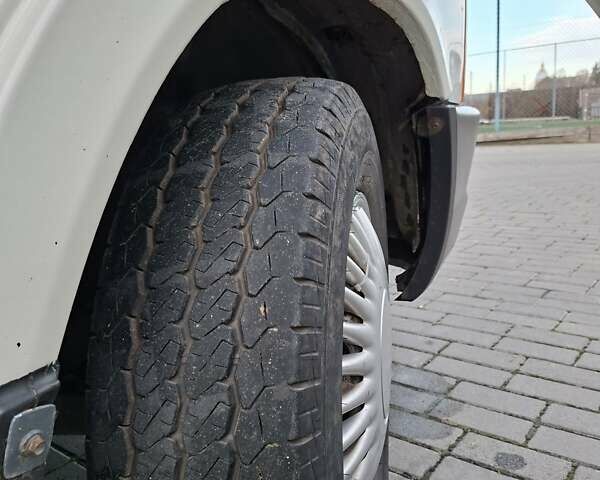 Белый Фольксваген ЛТ, объемом двигателя 2.5 л и пробегом 593 тыс. км за 7850 $, фото 18 на Automoto.ua