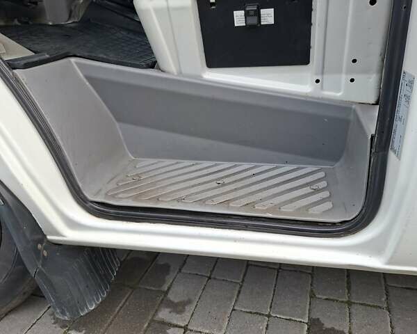 Белый Фольксваген ЛТ, объемом двигателя 2.5 л и пробегом 593 тыс. км за 7850 $, фото 21 на Automoto.ua