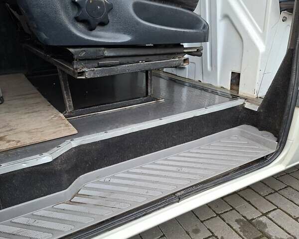 Белый Фольксваген ЛТ, объемом двигателя 2.5 л и пробегом 593 тыс. км за 7850 $, фото 25 на Automoto.ua