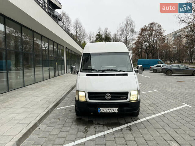 Белый Фольксваген ЛТ, объемом двигателя 2.5 л и пробегом 656 тыс. км за 9950 $, фото 1 на Automoto.ua
