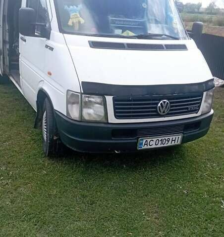 Белый Фольксваген ЛТ, объемом двигателя 2.5 л и пробегом 650 тыс. км за 8200 $, фото 4 на Automoto.ua