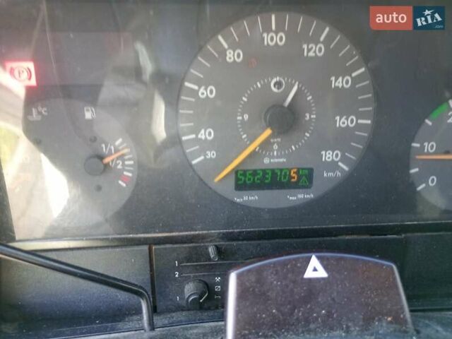 Белый Фольксваген ЛТ, объемом двигателя 2.46 л и пробегом 562 тыс. км за 7700 $, фото 40 на Automoto.ua