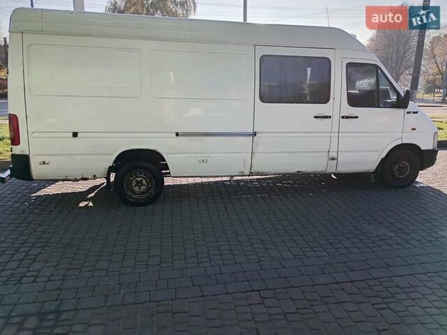 Белый Фольксваген ЛТ, объемом двигателя 2.46 л и пробегом 562 тыс. км за 7700 $, фото 6 на Automoto.ua