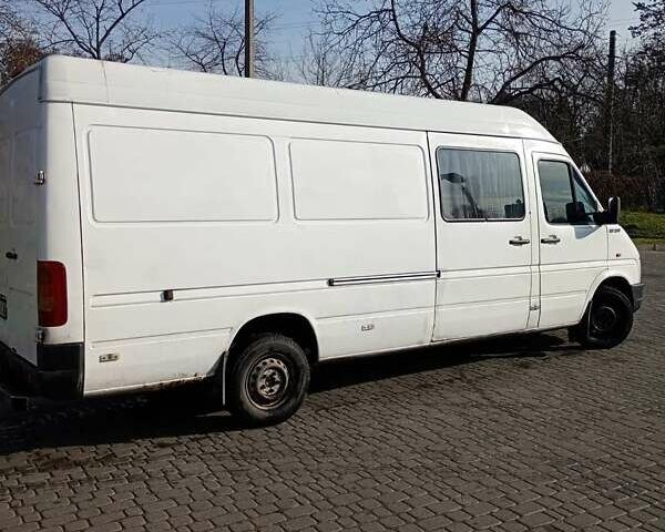 Белый Фольксваген ЛТ, объемом двигателя 2.46 л и пробегом 562 тыс. км за 7700 $, фото 25 на Automoto.ua