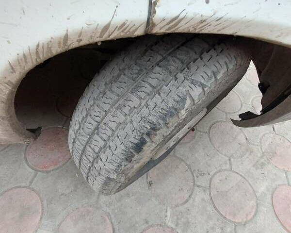 Белый Фольксваген ЛТ, объемом двигателя 2.46 л и пробегом 650 тыс. км за 8300 $, фото 3 на Automoto.ua