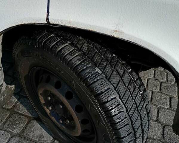 Белый Фольксваген ЛТ, объемом двигателя 2.46 л и пробегом 562 тыс. км за 7700 $, фото 70 на Automoto.ua