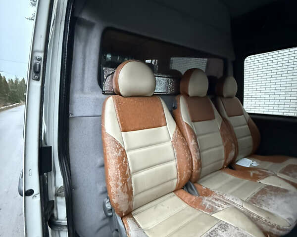 Белый Фольксваген ЛТ, объемом двигателя 2.8 л и пробегом 400 тыс. км за 9000 $, фото 10 на Automoto.ua