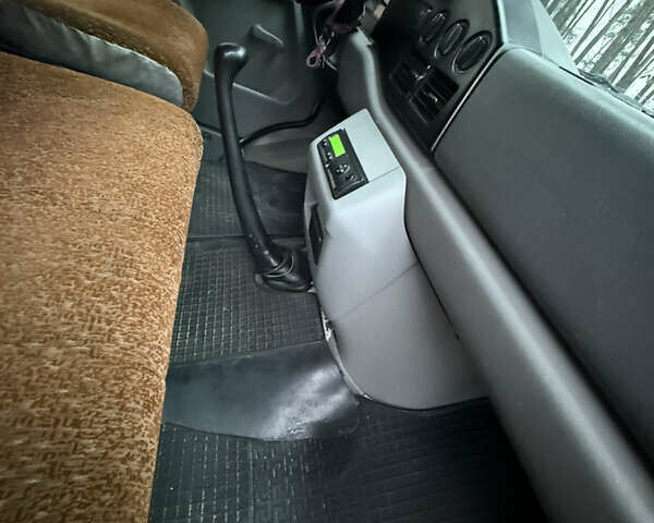 Белый Фольксваген ЛТ, объемом двигателя 2.8 л и пробегом 400 тыс. км за 9000 $, фото 8 на Automoto.ua