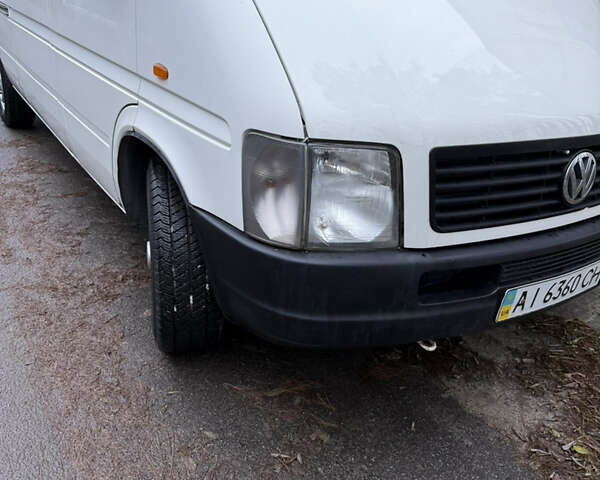 Белый Фольксваген ЛТ, объемом двигателя 2.8 л и пробегом 400 тыс. км за 9000 $, фото 1 на Automoto.ua