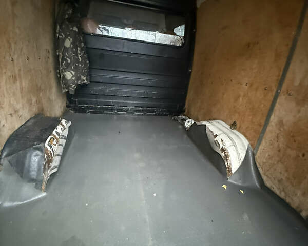 Белый Фольксваген ЛТ, объемом двигателя 2.8 л и пробегом 400 тыс. км за 9000 $, фото 17 на Automoto.ua