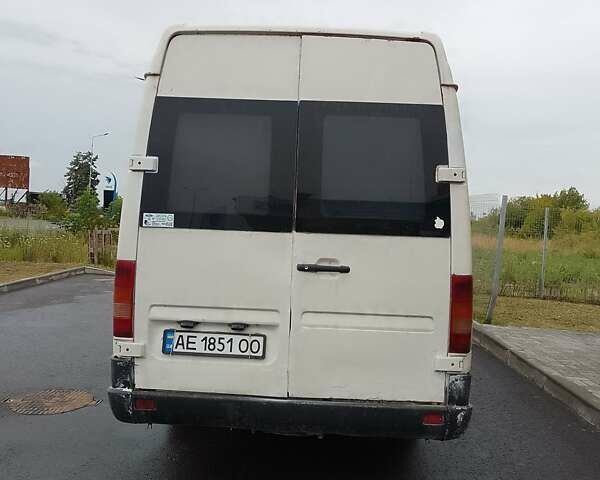 Білий Фольксваген ЛТ, об'ємом двигуна 2.5 л та пробігом 2 тис. км за 6500 $, фото 2 на Automoto.ua