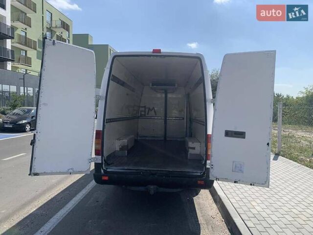 Білий Фольксваген ЛТ, об'ємом двигуна 2.5 л та пробігом 400 тис. км за 9000 $, фото 7 на Automoto.ua