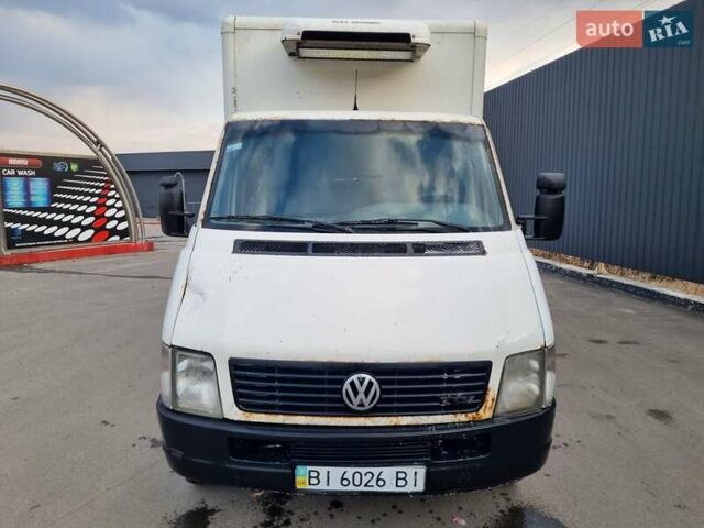 Белый Фольксваген ЛТ, объемом двигателя 2.46 л и пробегом 800 тыс. км за 8500 $, фото 1 на Automoto.ua