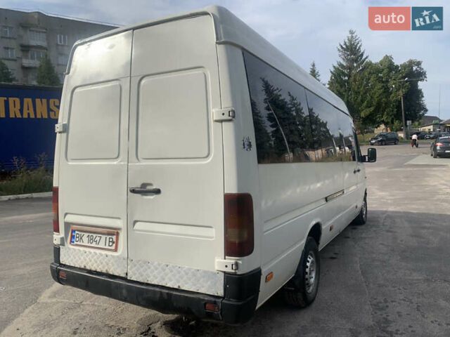 Білий Фольксваген ЛТ, об'ємом двигуна 2.8 л та пробігом 680 тис. км за 4150 $, фото 4 на Automoto.ua