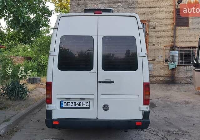 Белый Фольксваген ЛТ, объемом двигателя 2.8 л и пробегом 330 тыс. км за 10500 $, фото 3 на Automoto.ua