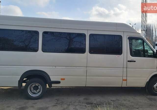 Белый Фольксваген ЛТ, объемом двигателя 2.8 л и пробегом 3 тыс. км за 10800 $, фото 5 на Automoto.ua