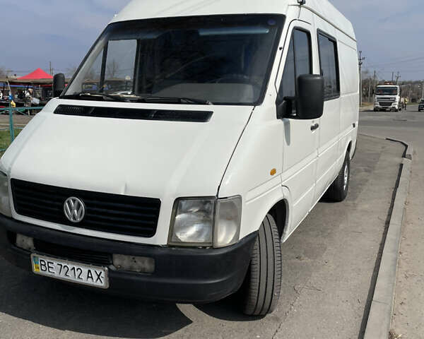 Белый Фольксваген ЛТ, объемом двигателя 2.34 л и пробегом 300 тыс. км за 5500 $, фото 4 на Automoto.ua