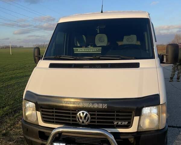 Белый Фольксваген ЛТ, объемом двигателя 2.46 л и пробегом 467 тыс. км за 10000 $, фото 3 на Automoto.ua