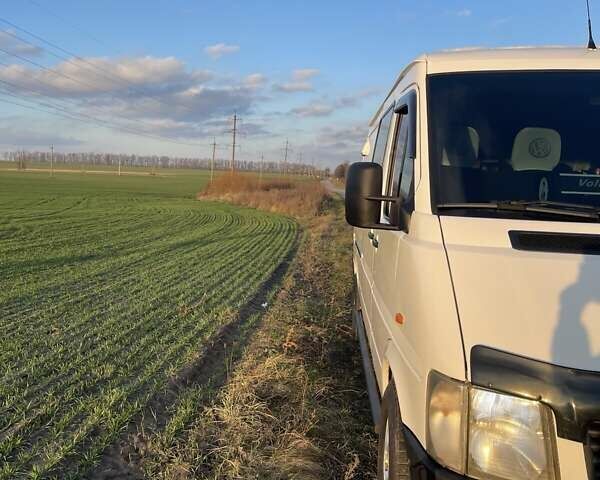 Белый Фольксваген ЛТ, объемом двигателя 2.46 л и пробегом 467 тыс. км за 10000 $, фото 2 на Automoto.ua