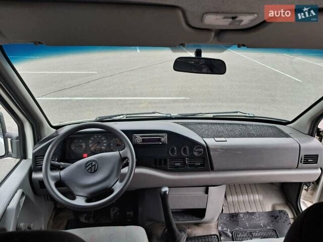 Белый Фольксваген ЛТ, объемом двигателя 2.46 л и пробегом 297 тыс. км за 9000 $, фото 11 на Automoto.ua