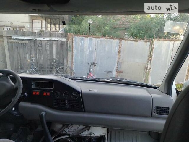 Белый Фольксваген ЛТ, объемом двигателя 2.5 л и пробегом 716 тыс. км за 6500 $, фото 12 на Automoto.ua