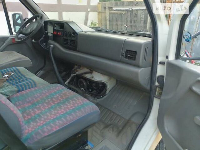 Белый Фольксваген ЛТ, объемом двигателя 2.5 л и пробегом 716 тыс. км за 6500 $, фото 14 на Automoto.ua