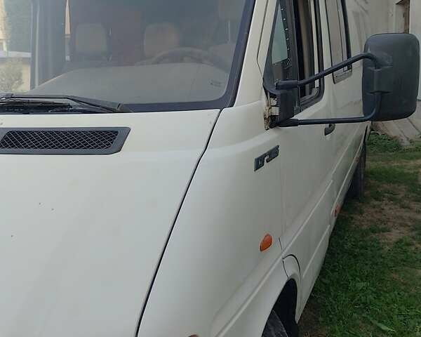 Белый Фольксваген ЛТ, объемом двигателя 2.5 л и пробегом 716 тыс. км за 6500 $, фото 23 на Automoto.ua