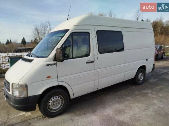 Белый Фольксваген ЛТ, объемом двигателя 2.8 л и пробегом 251 тыс. км за 8200 $, фото 2 на Automoto.ua