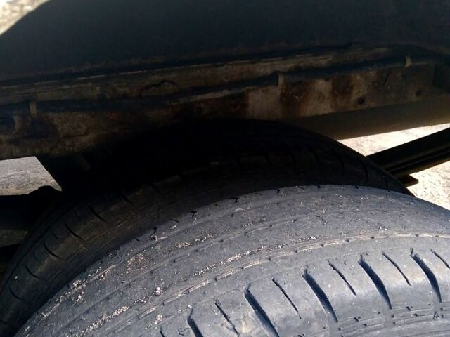 Белый Фольксваген ЛТ, объемом двигателя 2.4 л и пробегом 180 тыс. км за 3800 $, фото 5 на Automoto.ua