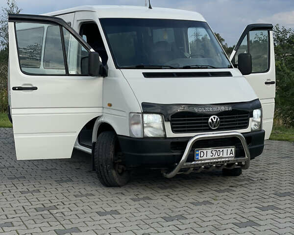 Білий Фольксваген ЛТ, об'ємом двигуна 2.5 л та пробігом 450 тис. км за 9900 $, фото 1 на Automoto.ua