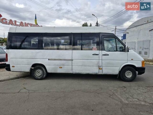 Белый Фольксваген ЛТ, объемом двигателя 2.5 л и пробегом 420 тыс. км за 4699 $, фото 6 на Automoto.ua