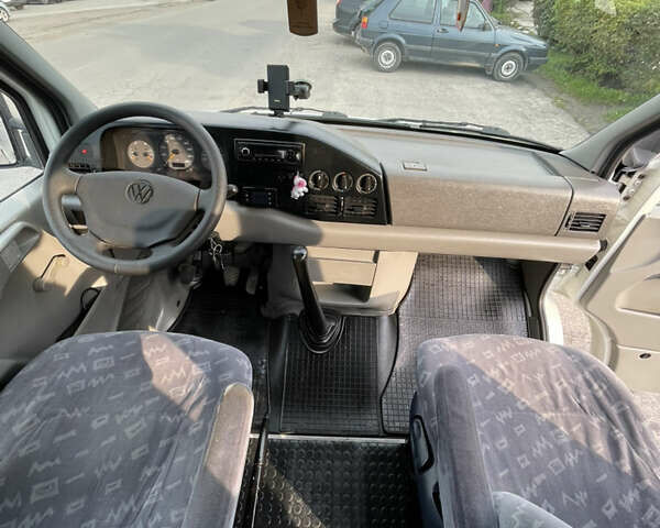 Білий Фольксваген ЛТ, об'ємом двигуна 2.5 л та пробігом 450 тис. км за 9900 $, фото 24 на Automoto.ua