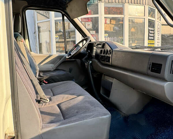 Белый Фольксваген ЛТ, объемом двигателя 2.46 л и пробегом 494 тыс. км за 6300 $, фото 23 на Automoto.ua