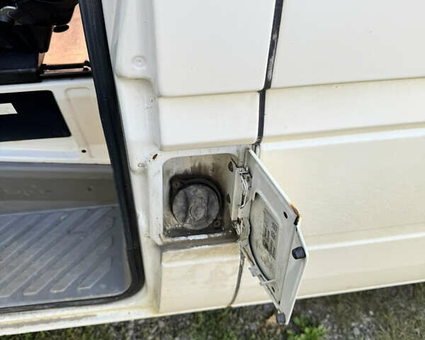 Білий Фольксваген ЛТ, об'ємом двигуна 2.5 л та пробігом 740 тис. км за 5700 $, фото 8 на Automoto.ua