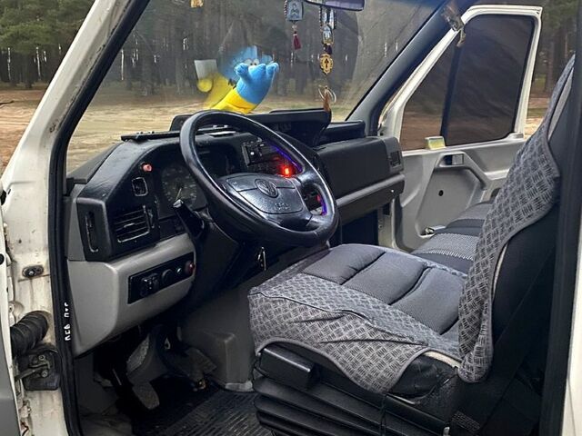 Білий Фольксваген ЛТ, об'ємом двигуна 2.8 л та пробігом 0 тис. км за 11000 $, фото 7 на Automoto.ua