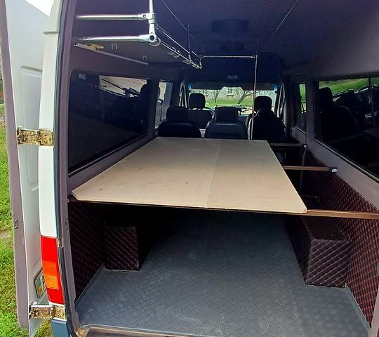 Білий Фольксваген ЛТ, об'ємом двигуна 2.5 л та пробігом 0 тис. км за 5000 $, фото 3 на Automoto.ua