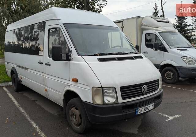 Белый Фольксваген ЛТ, объемом двигателя 2.8 л и пробегом 50 тыс. км за 11100 $, фото 1 на Automoto.ua