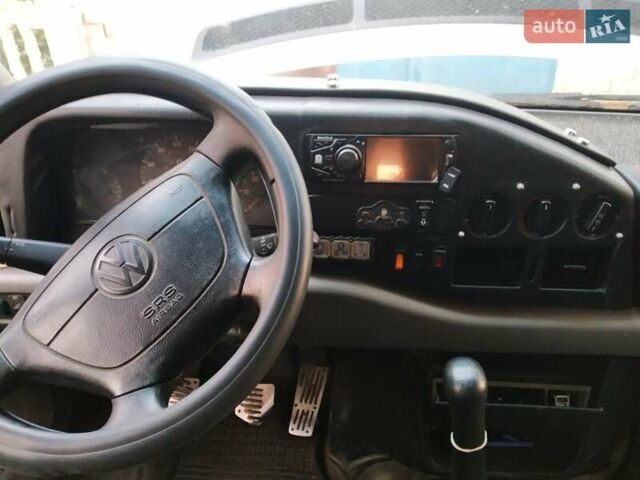 Белый Фольксваген ЛТ, объемом двигателя 0 л и пробегом 740 тыс. км за 7000 $, фото 1 на Automoto.ua