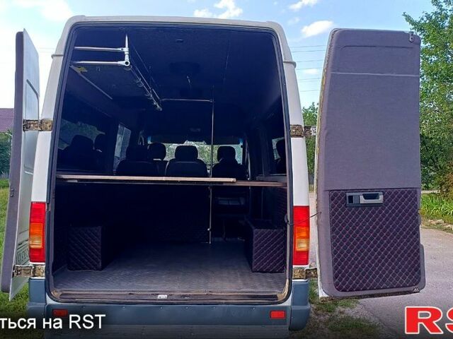 Білий Фольксваген ЛТ, об'ємом двигуна 2.5 л та пробігом 0 тис. км за 5000 $, фото 4 на Automoto.ua