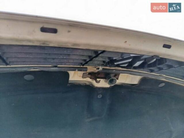 Білий Фольксваген ЛТ, об'ємом двигуна 2.4 л та пробігом 530 тис. км за 10000 $, фото 16 на Automoto.ua