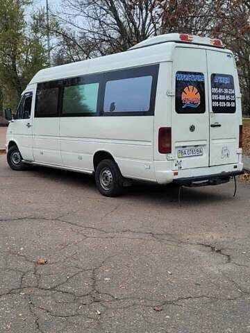 Белый Фольксваген ЛТ, объемом двигателя 2.5 л и пробегом 7 тыс. км за 11500 $, фото 5 на Automoto.ua