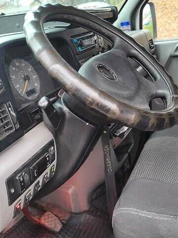 Белый Фольксваген ЛТ, объемом двигателя 2.5 л и пробегом 7 тыс. км за 11500 $, фото 13 на Automoto.ua