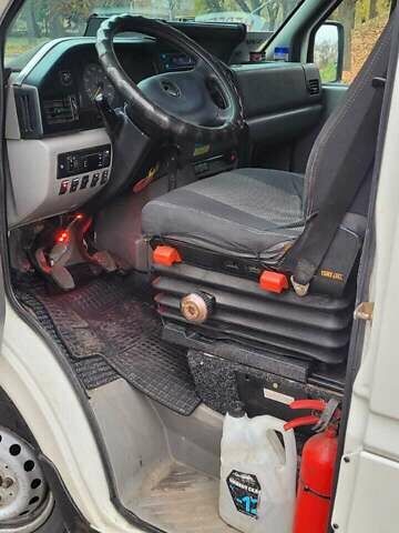 Белый Фольксваген ЛТ, объемом двигателя 2.5 л и пробегом 7 тыс. км за 11500 $, фото 14 на Automoto.ua